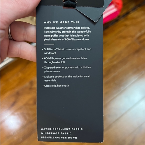 02. Lululemon Men’s Medium Womens large Wunder Puff Vest Trench. NWT neutral - Picture 5 of 9